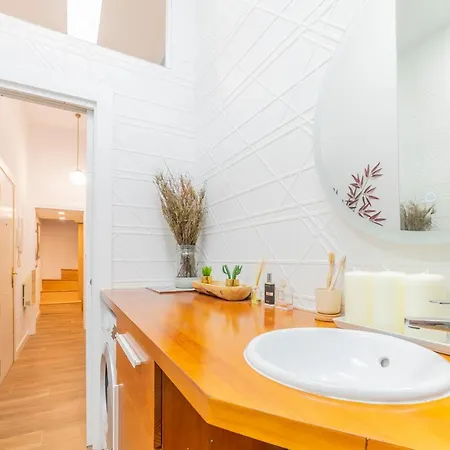 Bonito Apartamento En Chueca Madrid Exterior photo