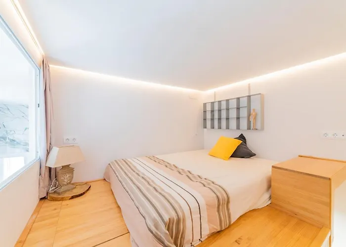 Bonito Apartamento En Chueca